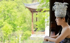 四字女星被曝多人运动